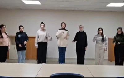 Siirt&rsquo;te &Ouml;ğrencilere İşaret Dili Eğitimi