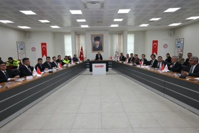 Siirt&rsquo;te &Ouml;ğrencilerin G&uuml;venliği İ&ccedil;in Yeni &Ouml;nlemler G&ouml;r&uuml;ş&uuml;ld&uuml;