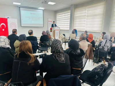 Siirt&rsquo;te &Ouml;ğretmenler Harezmi Modeli İ&ccedil;in Bir Araya Geldi