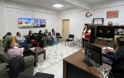 Siirt&rsquo;te &ouml;ğretmenlere &ldquo;Koruyucu Aile Eğitimi&rdquo; verildi