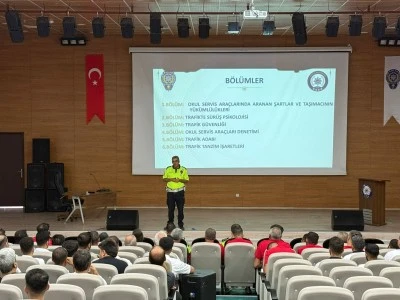 Siirt'te okul servis sürücülerine yönelik eğitim semineri verildi