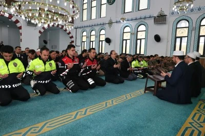 Siirt&rsquo;te Polis Haftası Etkinlikleri Kapsamında Şehitler İ&ccedil;in Mevlid Programı D&uuml;zenlendi