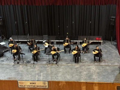 Siirt'te "Hayat Boyu &Ouml;ğrenme M&uuml;zik Şenliği" d&uuml;zenlendi