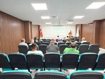 Siirt&rsquo;te Sağlık Hizmetlerinin Kalitesi İ&ccedil;in Kritik Toplantı: Kurumsal Kapasite ve Verimlilik Masaya Yatırıldı