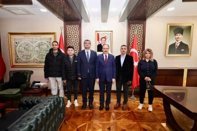 Siirt&rsquo;te Sigarayı Bıraktılar, &Ccedil;eyrek Altın Kazandılar