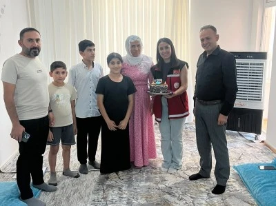 Siirt&rsquo;te Sivil Gaziye Doğum G&uuml;n&uuml; S&uuml;rprizi