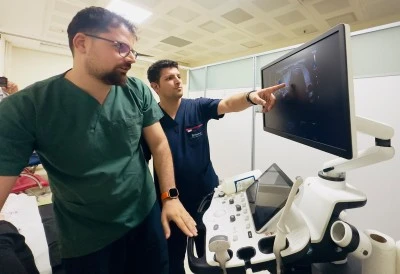Siirt&rsquo;te Tiroid Nod&uuml;llerine Yeni Nesil Ameliyatsız Tedavi