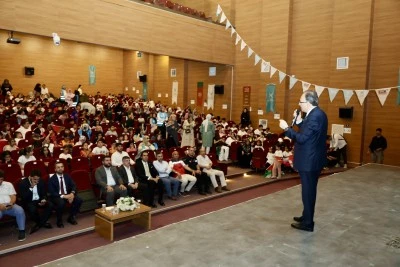 Siirt&rsquo;te T&Uuml;GVA Yaz Okulu Kapanış Programı D&uuml;zenlendi