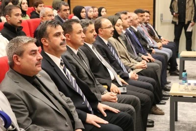 Siirt’in turizm potansiyeli panelde ele alındı