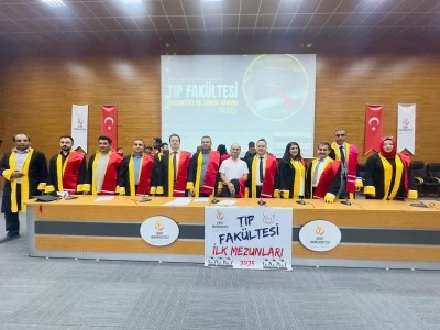 Siirt Tıp Fakültesi İlk Mezunlarını Verdi!