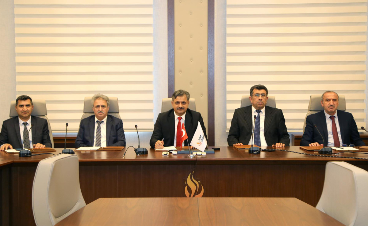 Siirt Üniversitesinde Etik Kurallar Masaya Yatırıldı!