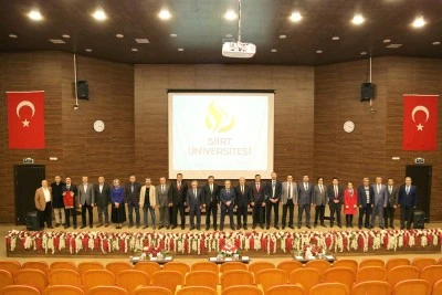 Siirt &Uuml;niversitesinde &ldquo;Şanlı Direnişin 10. Yılında İnancımız Bir, Duamız T&uuml;rkiye&rdquo; konferansı d&uuml;zenlendi
