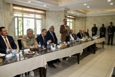 Siirt Valisi Güvenlik Korucularıyla Yemekte Buluştu