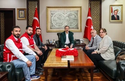 Siirt Valisi Kızılkaya&rsquo;dan Kızılay&rsquo;a Kurban Bağışı