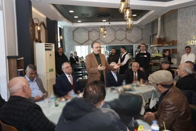 Siirt Valisi Kızılkaya, Emeklilerle Bir Araya Geldi