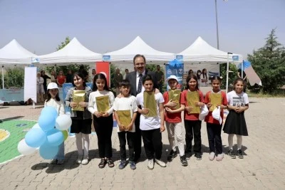 Siirt Valisi Kızılkaya, Sağlıklı Yaşam İçin Çocuklarla Buluştu