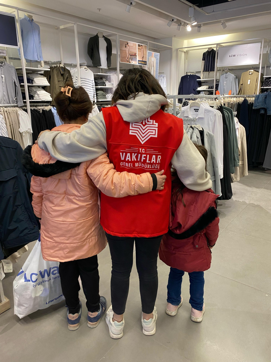 Siirt ve Çevre İllerinde 2276 Çocuğa Bayram Sevinci