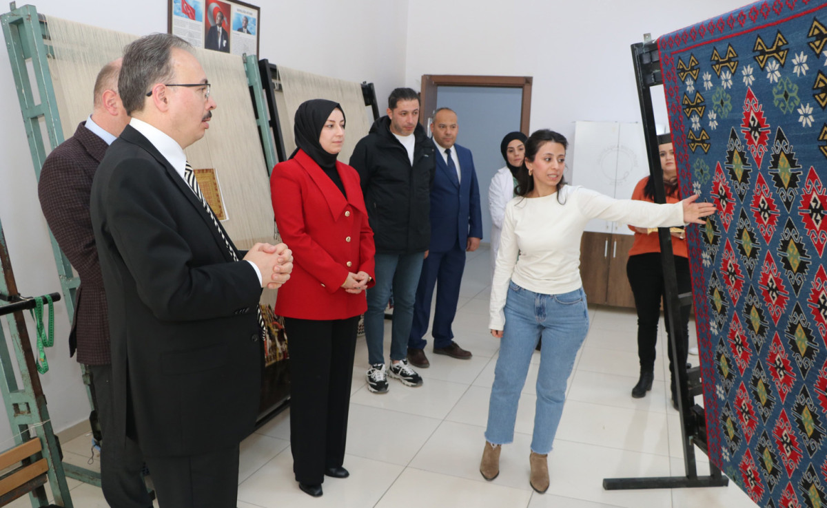 Siirt’in Geleneksel Sanatlarına Vali Desteği