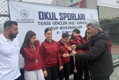 Siirtli gen&ccedil; raketler T&uuml;rkiye finallerine katılma hakkı kazandı