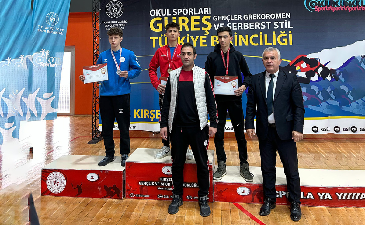 Siirtli Güreşçi Türkiye Şampiyonu Oldu