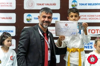 Siirtli Judocu Bayram Beştaş T&uuml;rkiye İkincisi Oldu