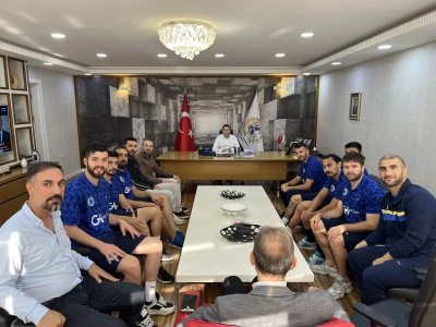 Siirtspor&rsquo;dan Siirt TSO Başkanı G&uuml;ven Kuzu&rsquo;ya hayırlı olsun ziyareti