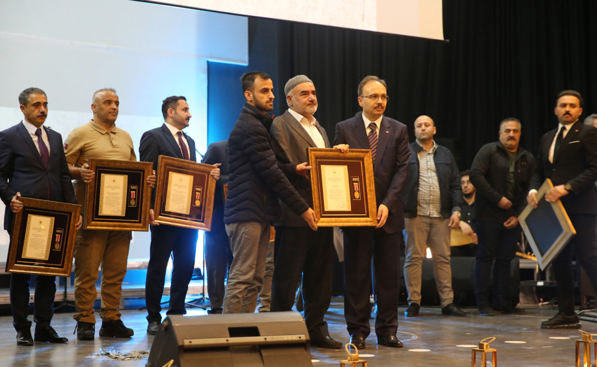 Siirt’te 17 Kişiye Devlet Övünç Madalyası Verildi