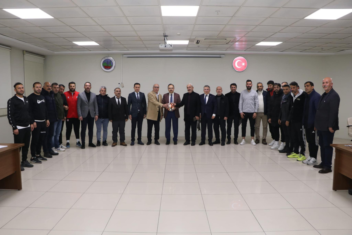 Siirt’te amatör spora destek toplantısı yapıldı