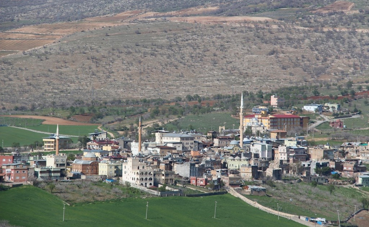 Siirt’te Bu Tepede 250 Yıldır Bir Gelenek Devam Ediyor!