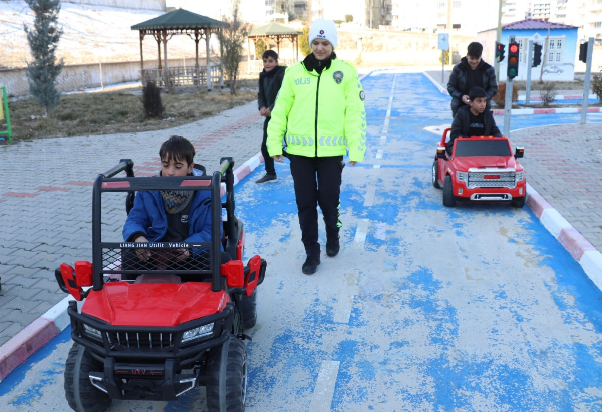Siirt’te Çocuklara Trafik Güvenliği Eğitimi