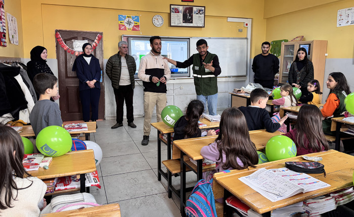 Siirt'te öğrenciler teknoloji bağımlılığına karşı bilinçlendirildi