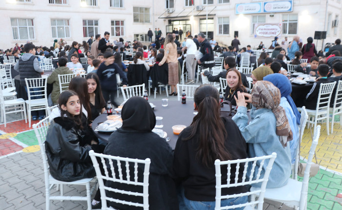 Siirt'te öğrencilere yönelik iftar programı düzenlendi