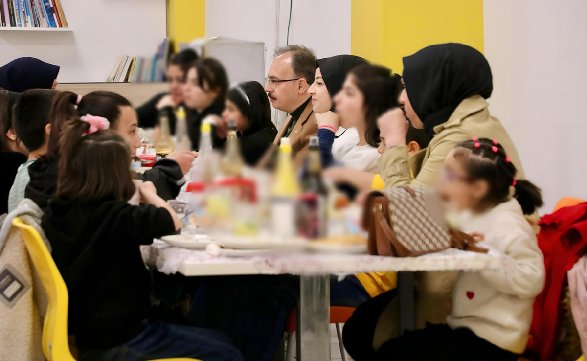 Siirt’te Yetim ve Öksüz Çocuklara Bayram Harçlığı!