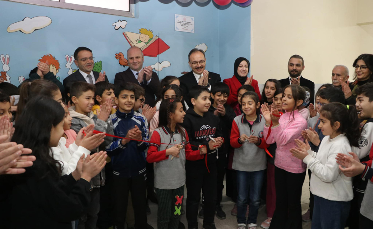 Siirt’te Zenginleştirilmiş Kütüphane Açıldı