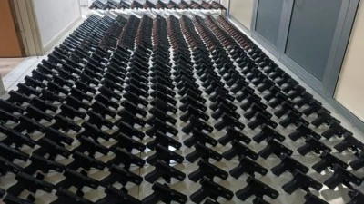 Silah ka&ccedil;ak&ccedil;ılarına y&ouml;nelik 27 ilde d&uuml;zenlenen operasyonlarda 259 ş&uuml;pheli yakalandı