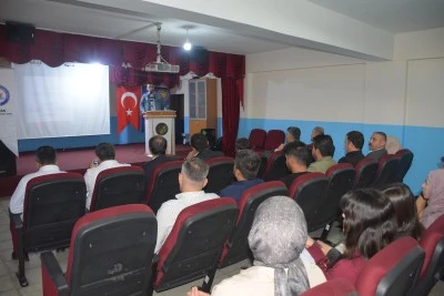Silopi'de &quot;Dış Ticaret Eğitimi&quot; programı düzenlendi