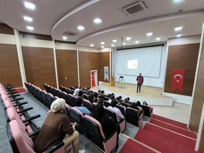 Silopi'de &quot;Okul Hayatı ve Çocuk&quot; eğitimi