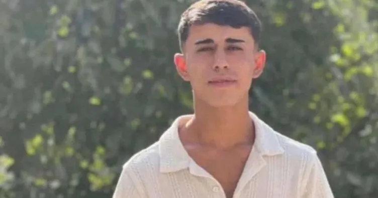 Siirt'in komşu ilinde halı sahada fenalaşan genç hayatını kaybetti