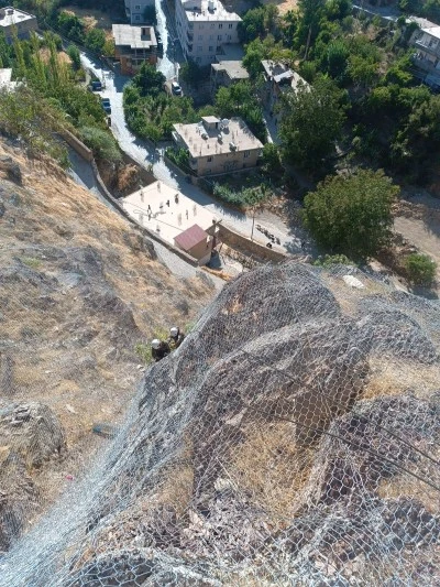 Şırnak’ta Mahalleliyi Korkutan Kaya Tehlikesine Karşı Dev Proje!