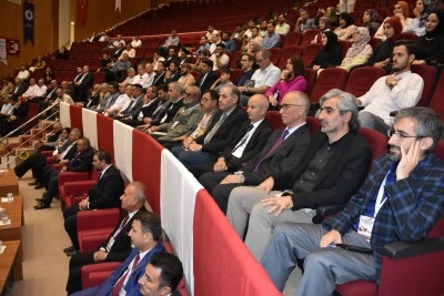 Şırnak'ta &quot;Uluslararası İbnü'l-Esir El Cezeri Kardeşler Sempozyumu&quot; sona erdi