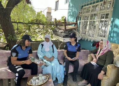 Şırnak'ta vatandaşlar KADES ve dolandırıcılık konularında bilgilendirildi