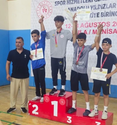 Şırnaklı sporcu Türkiye Güreş Şampiyonasında ikinci oldu