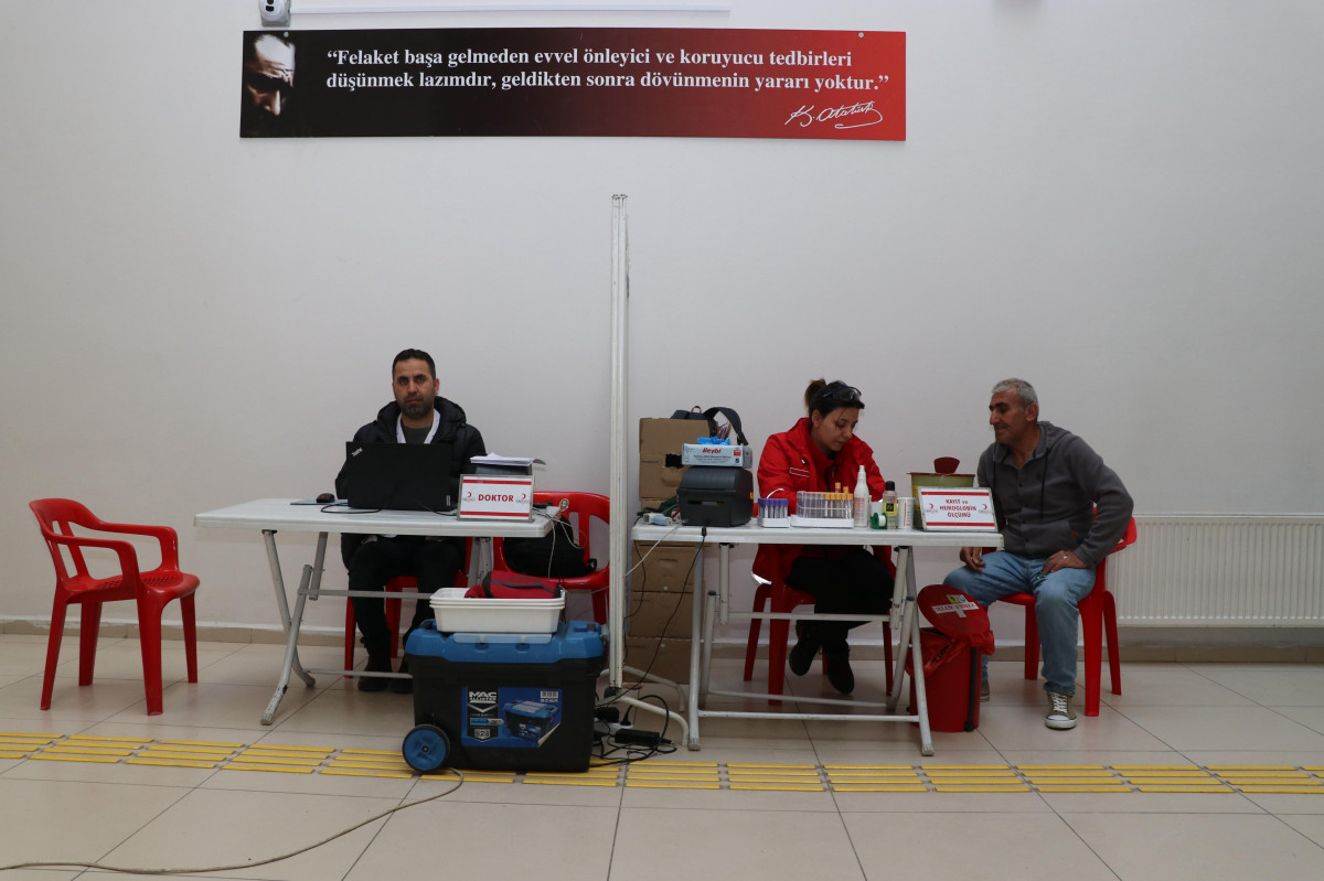 Stoklar Azalıyor: Siirt Valiliği’nden Destek