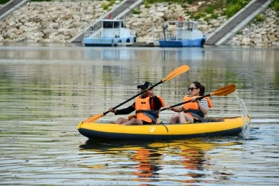Tarihi Hasankeyf'te &uuml;niversite &ouml;ğrencileri kano ve SUP etkinliğinde bir araya geldi