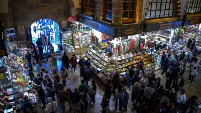 Tarihi Mısır &Ccedil;arşısı'nda Siirt &Uuml;r&uuml;n&uuml;ne &Ouml;zel İlgi