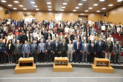 T&Uuml;BİTAK'ın desteğiyle d&uuml;zenlenen "5. Siirt Fıstığı &Ccedil;alıştayı" başladı
