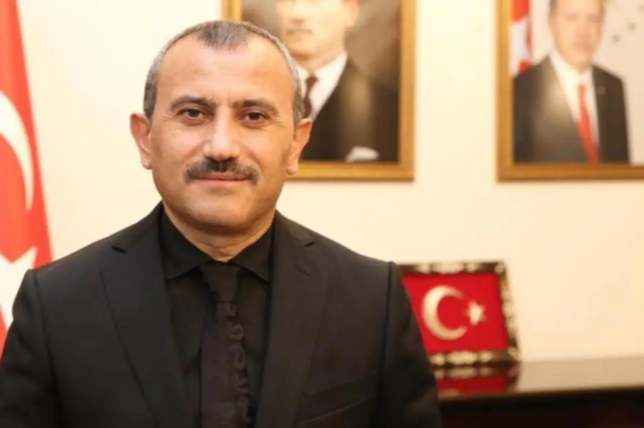 Tuncay Sonel kimdir? Eski Tunceli Valisi Tuncay Sonel'in oğlu Mustafa T&uuml;rkay Sonel kimdir?