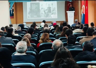 Uludere'de öğretmenlere bağımlılıkla mücadele eğitimi