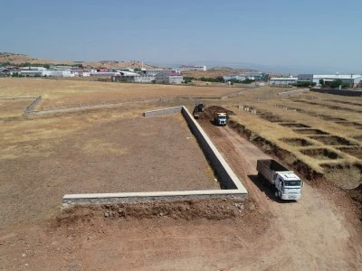 Ünlü markalar için üretim yapan tekstil firmasından Bingöl'e yatırım