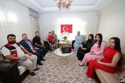 Vali Kızılkaya’dan Şehit Ailelerine Ziyaret